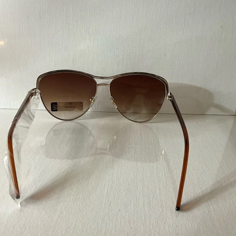 Chic Tortoise Shell Gradient Sunglasses
